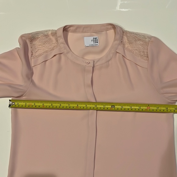 Blouse crepe fabric with lace detail, Soft pink, One Fashion by Vero Moda - Picture 4 of 6